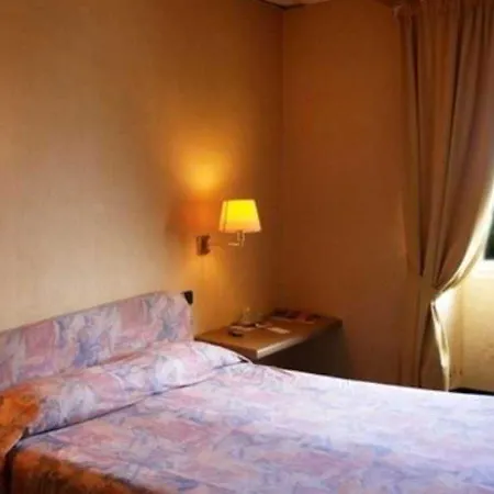 Otel Tripoli Desenzano del Garda
